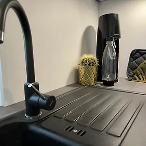 https://designapartment-im-grazer-villenviertel-st-peter.graz-austria-hotels.com