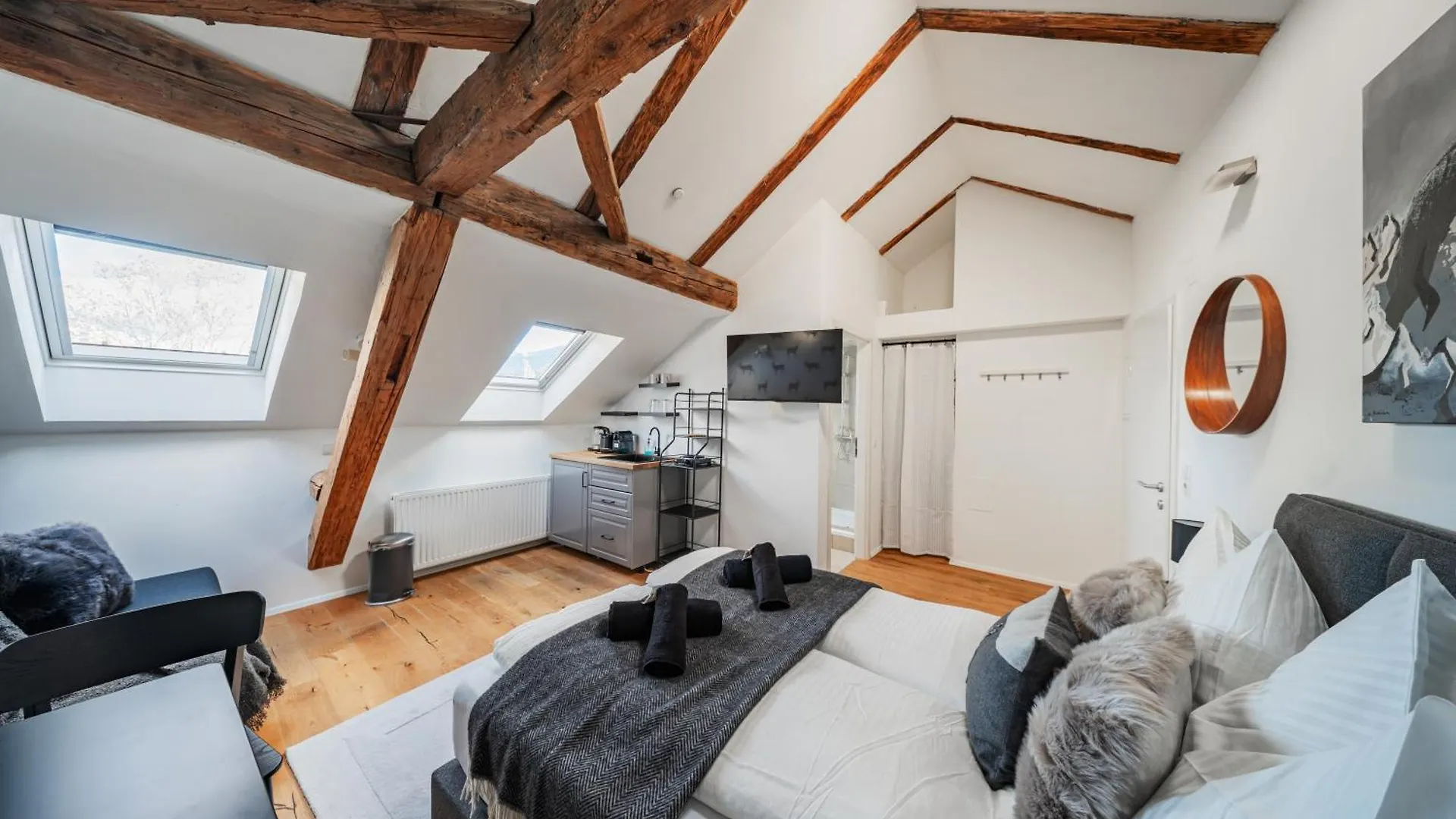 Innsbruck City Chalet 0*,